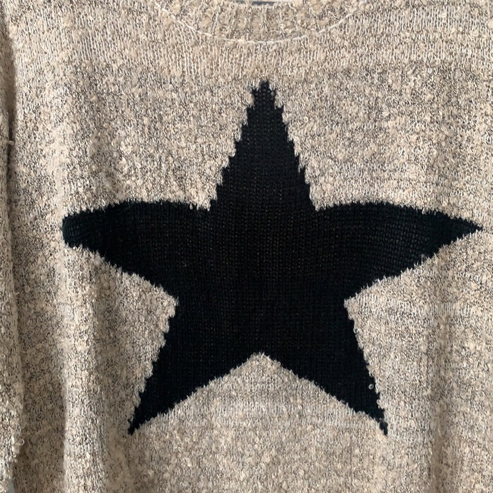 Sweater - Picture 5 of 5